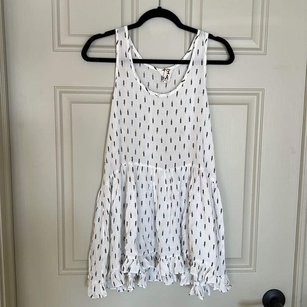 Loose Fitting Quiver Feather Tank Dress